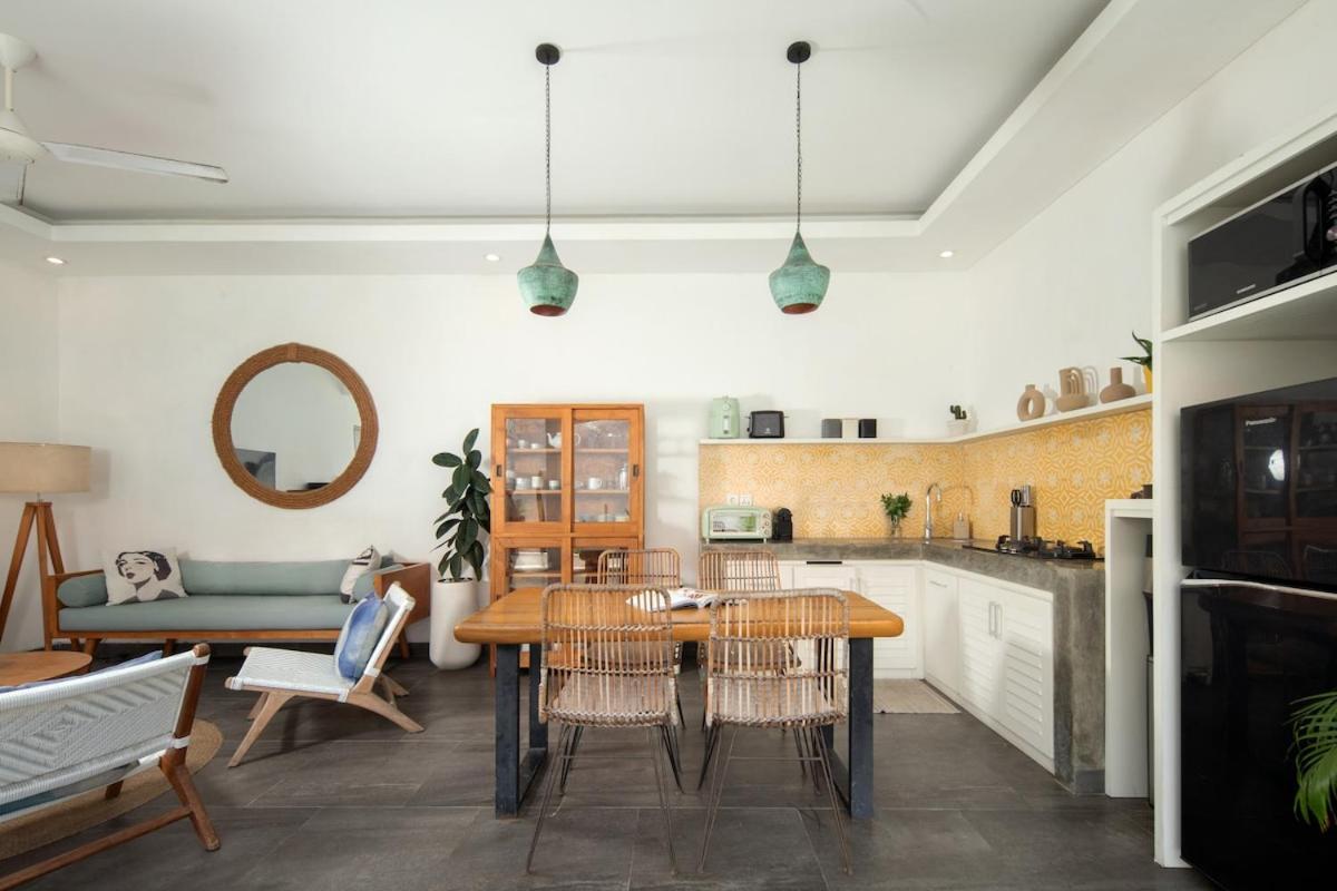 Stylish 2br In With Private Pool Villa