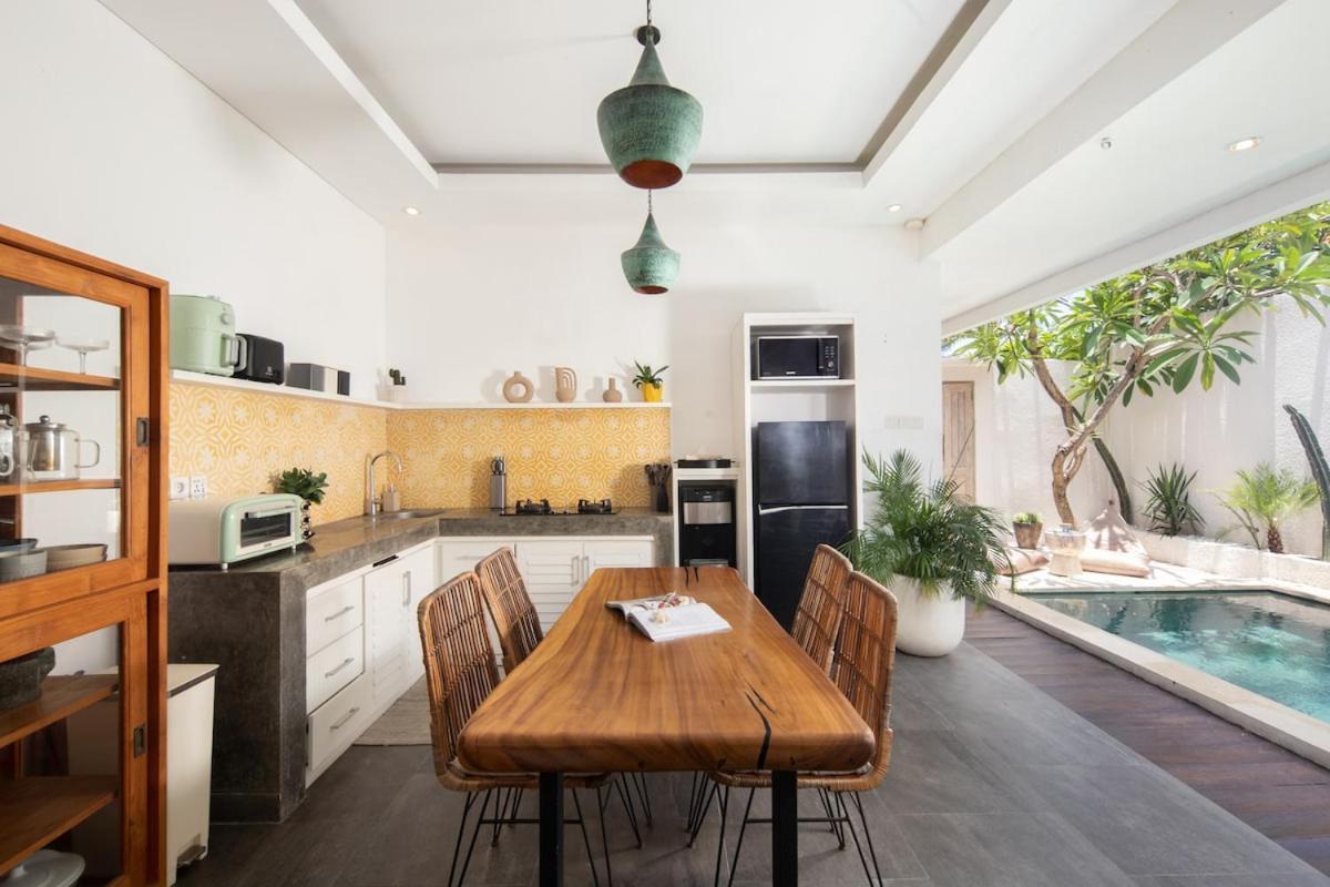 Stylish 2br In With Private Pool * Seminyak (Bali)